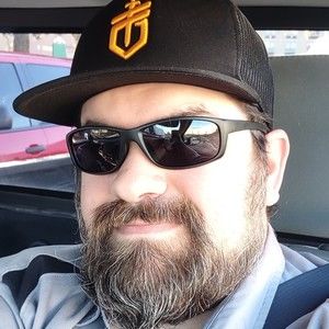 Meet your Posher, Eric